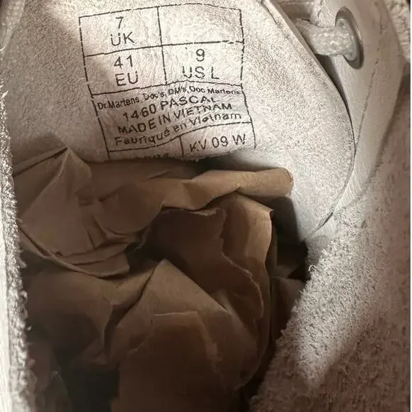 Dr. Martens 1460 Pascal Virginia Leather Boots White Women’s Size 9 (EU 41) - Picture 11 of 12